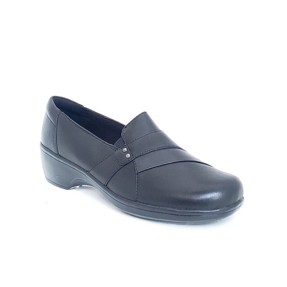 Clarks Shoes - Clark's Shoes 8.5 New Slip On Black Loafers